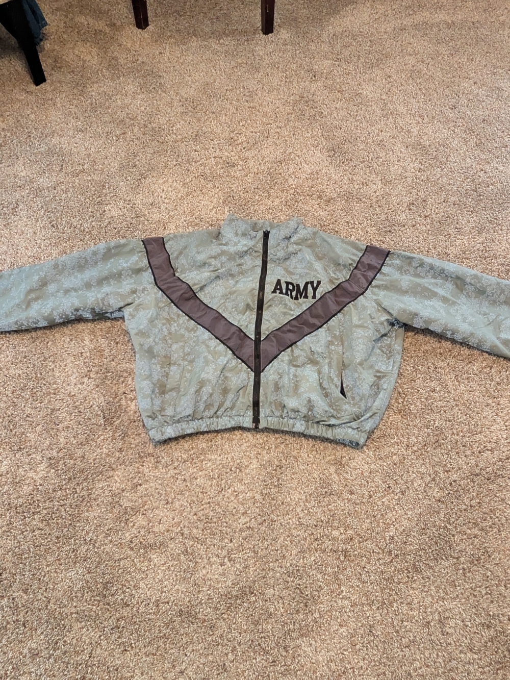 Vintage Official US Army IPFU Reflective Digital Camo PT Windbreaker Jacket Medi